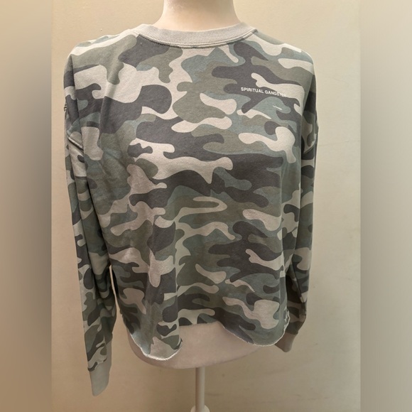 NWT Spiritual Gangster Mazzy Pullover Sweatshirt in Camo Large raw hem cropped - Picture 5 of 14
